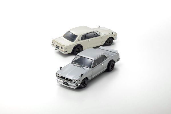 (預購) KYOSHO 京商 1/18 日產 Nissan Skyline 2000 GT-R KPGC10 Silver/White 分別販售 20261029 KYOSHO 京商 1/18 日產 Nissan Skyline 2000 GT-R KPGC10 Silver/White 分別販售