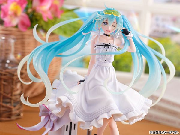 Wonderful Works 1/7 初音未來GT計畫 賽車未來 2021 Vacation Style Ver. PVC完成品 Wonderful Works 1/7 初音未來GT計畫 賽車未來 2021 Vacation Style Ver. PVC完成品