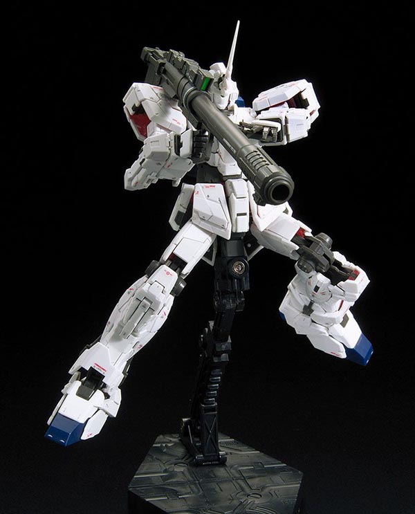 BANDAI 1/144 RG 025 獨角獸鋼彈 機動戰士 鋼彈UC 組裝模型 BANDAI,1/144,RG,025,獨角獸,鋼彈,機動戰士,鋼彈,UC ,組裝模型,