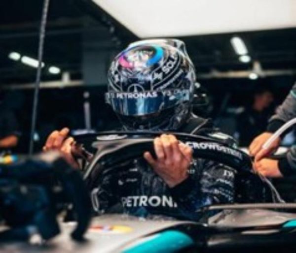 (預購) Spark 1/43 Mercedes-AMG PETRONAS F1 Team W17 No.63 4th Japanese GP 2026 (With figurine) S9364 20260707 Spark 1/43 Mercedes-AMG PETRONAS F1 Team W17 No.63 4th Japanese GP 2026 (With figurine) S9364