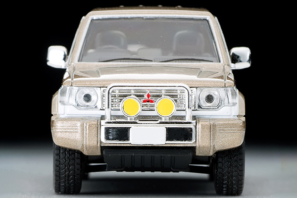 TOMYTEC 1/64 TLV-N189c 三菱 Pajero Super Exceed 米/白 TOMYTEC,1/64,TLV-N189c,三菱,Pajero Super,Exceed,米/白,