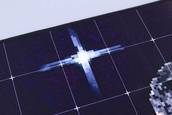 432PROJECT 翻轉模玩 宇宙點陣款 滑鼠墊 432PROJECT 翻轉模玩 宇宙點陣款 滑鼠墊