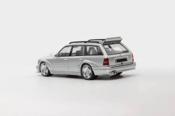 (預購) Mortal 1/64 賓士 MERCEDES-BENZ S124 T MODEII EVO2 銀色 (預購) Mortal 1/64 賓士 MERCEDES-BENZ S124 T MODEII EVO2 銀色