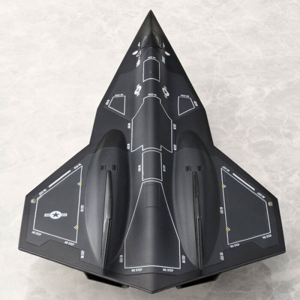 限量單批引進 Bell Fine 1/100 捍衛戰士：獨行俠 暗星 Top Gun : Maverick Darkstar Bell Fine 1/100 捍衛戰士：獨行俠 暗星 Top Gun : Maverick Darkstar