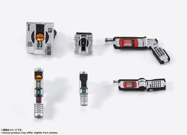 [再販] BANDAI S.H.Figuarts SHF 真骨雕製法 假面騎士 Faiz 假面騎士555 可動完成品 [再販] BANDAI S.H.Figuarts SHF 真骨雕製法 假面騎士 Faiz 假面騎士555 可動完成品