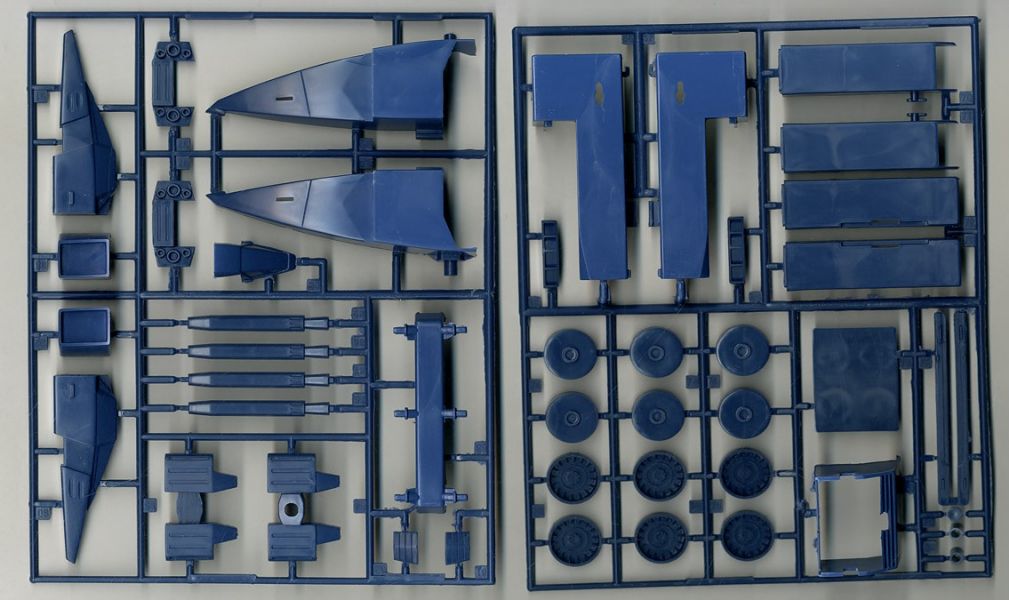【硬派模型】BANDAI 1/144 G 裝甲戰機 RX-78-2 鋼彈 初剛 老模 一年戰爭  BANDAI ,1/144 ,G 裝甲戰機 ,RX-78-2 ,鋼彈 ,初剛 ,老模 ,一年戰爭 