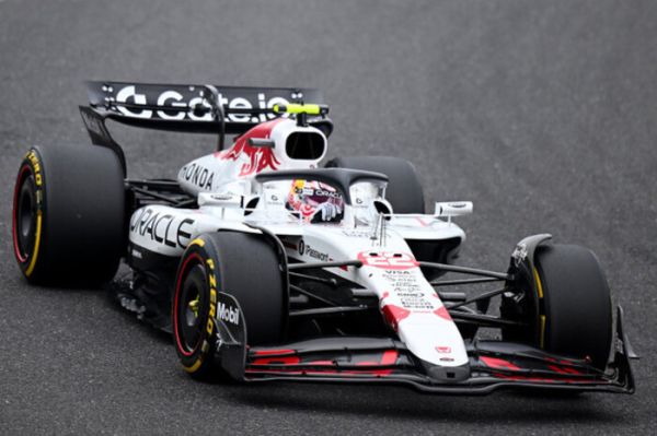 SPARK 1/64 紅牛車隊 Red Bull Racing RB21 No.22 Oracle Red Bull Racing Japanese GP 2025 Yuki Tsunoda SPARK 1/64 紅牛車隊 Red Bull Racing RB21 No.22 Oracle Red Bull Racing Japanese GP 2025 Yuki Tsunoda