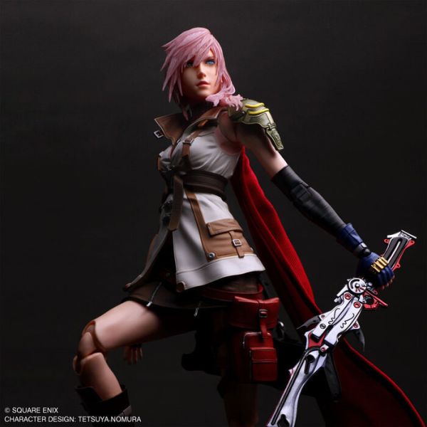 SQUARE ENIX PLAY ARTS真 太空戰士13 雷光 LIGHTNING 可動完成品 SQUARE ENIX PLAY ARTS真 太空戰士13 雷光 LIGHTNING 可動完成品