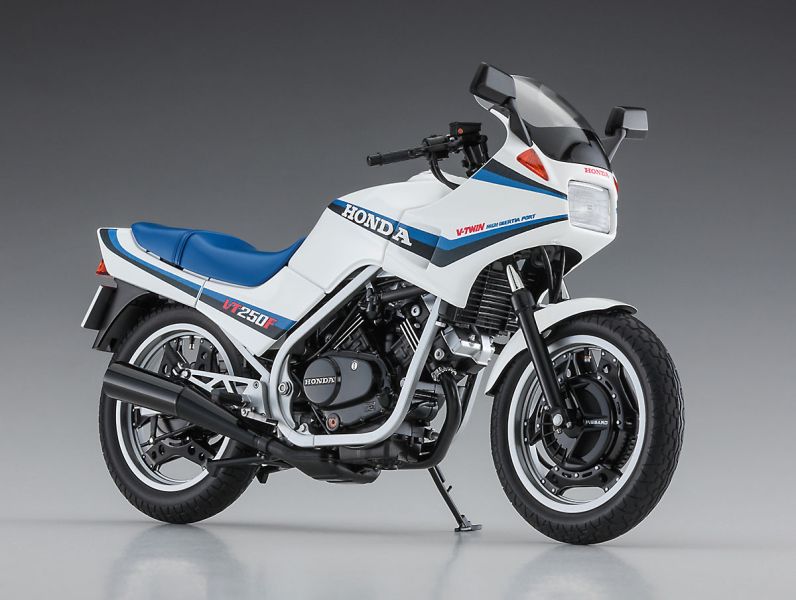 HASEGAWA 長谷川 1/12 本田 HONDA VT250F (MC08) (1984) 組裝模型 HASEGAWA 長谷川 1/12 本田 HONDA VT250F (MC08) (1984) 組裝模型