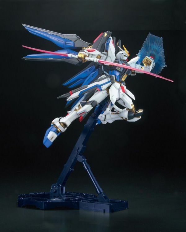 BANDAI 1/100 MG 攻擊自由鋼彈 全爆擊模式 機動戰士 鋼彈SEED DESTINY 組裝模型 BANDAI,1/100,MG,攻擊自由,鋼彈,全爆擊模式,機動戰士 ,鋼彈,SEED,DESTINY,組裝模型,