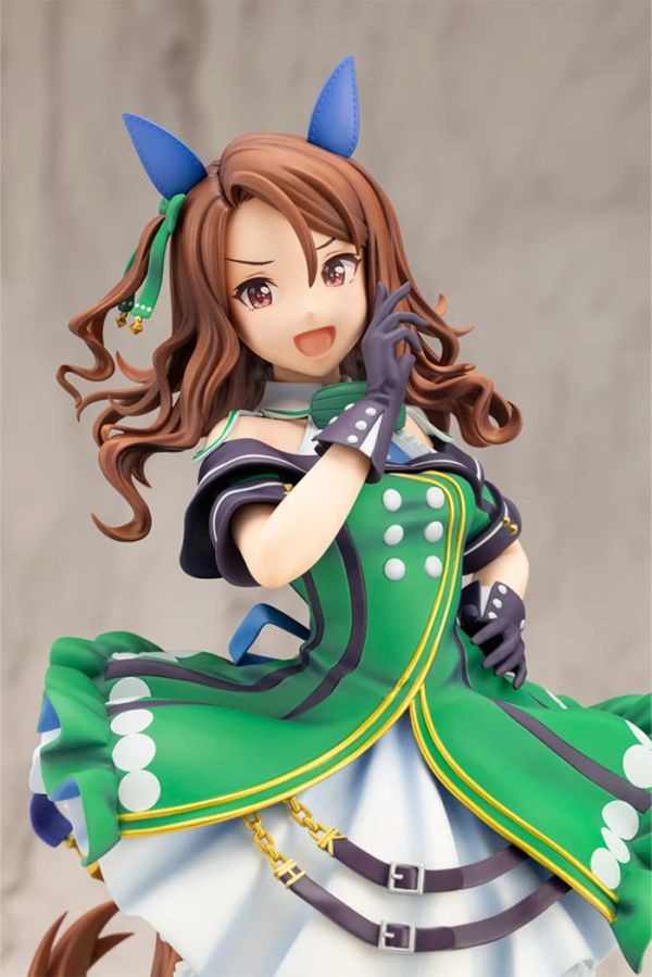 Kotobukiya 壽屋 1/7 賽馬娘 Pretty Derby 帝王光輝 決勝服 PVC完成品 Kotobukiya 壽屋 1/7 賽馬娘 Pretty Derby 帝王光輝 決勝服 PVC完成品