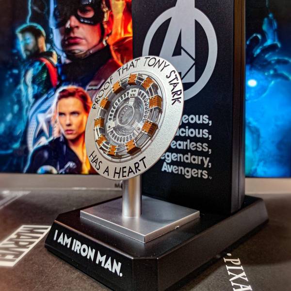 漫威 MARVEL 鋼鐵人 小辣椒紀念品禮物 第一代方舟反應爐 小夜燈無線充電座  漫威,MARVEL,鋼鐵人,小辣椒,紀念品,方舟反應爐,夜燈,無線充電座 