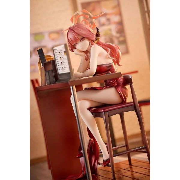 (預購) Solarain 1/7 蔚藍檔案 亞瑠 禮服 回憶大廳Ver. PVC完成品 20260212 Solarain 1/7 蔚藍檔案 亞瑠 禮服 回憶大廳Ver. PVC完成品