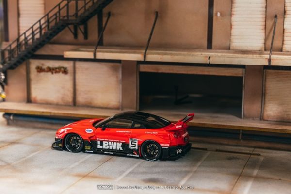 TARMAC WORKS 1/43 日產 NISSAN 自由步行 LB-Silhouette WORKS GT NISSAN GT-R R35 Silhouette T43-022-SIL TARMAC WORKS 1/43 日產 NISSAN 自由步行 LB-Silhouette WORKS GT NISSAN GT-R R35 Silhouette T43-022-SIL