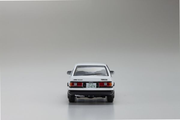 (預購) KYOSHO 京商 1/64 INITIAL D 頭文字D 新劇場版 藤原拓海 TOYOTA SPRINTER TRUENO AE86 (預購) KYOSHO 京商 1/64 INITIAL D 頭文字D 新劇場版 藤原拓海 TOYOTA SPRINTER TRUENO AE86