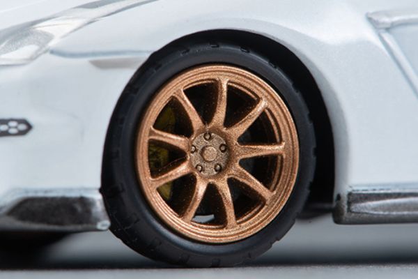 TOMYTEC 1/64 TLV-N316c 日產 NISSAN GT-R Premium edition T-spec 2024 model (白) TOMYTEC 1/64 TLV-N316c 日產 NISSAN GT-R Premium edition T-spec 2024 model (白)