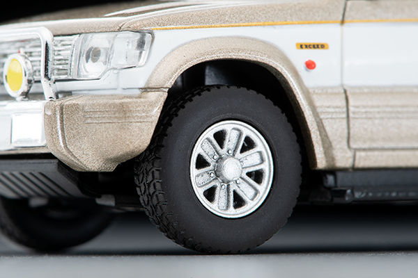 TOMYTEC 1/64 TLV-N189c 三菱 Pajero Super Exceed 米/白 TOMYTEC,1/64,TLV-N189c,三菱,Pajero Super,Exceed,米/白,