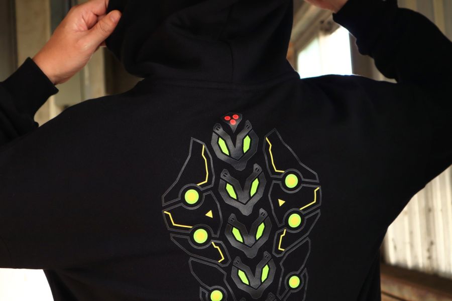 NEXTEE 翻轉模玩系列 試作00號 帽T 黑色 NEXTEE 翻轉模玩系列 試作00號 帽T 黑色
