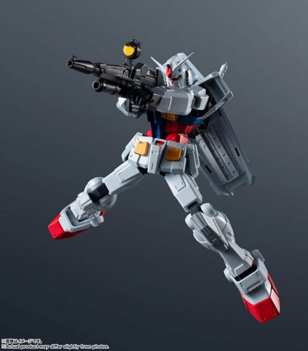 BANDAI GUNDAM UNIVERSE 機動戰士鋼彈 RX-78-2 鋼彈 (RENEWAL) BANDAI GUNDAM UNIVERSE 機動戰士鋼彈 RX-78-2 鋼彈 (RENEWAL)