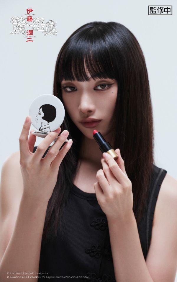 (預購) BecomeTrue 伊藤潤二驚選集 隨身鏡 蛞蝓少女款 20251106 BecomeTrue 伊藤潤二驚選集 隨身鏡 蛞蝓少女款