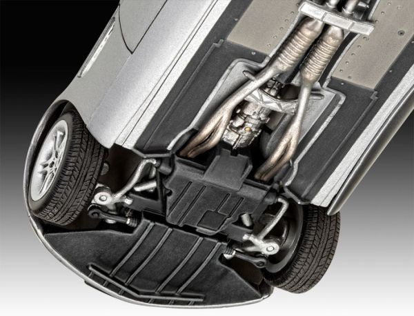 Revell 1/24 寶馬 BMW Z8 007縱橫天下 組裝模型 Revell 1/24 寶馬 BMW Z8 007縱橫天下 組裝模型