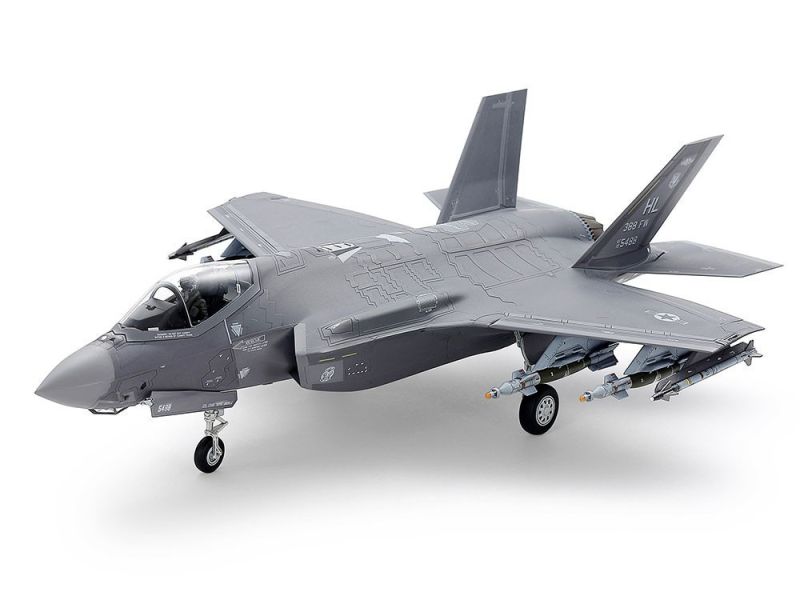 TAMIYA 田宮模型 60792 1/72 Lockheed Martin F-35A Lightning II 戰鬥機 組裝模型 TAMIYA 田宮模型 60792 1/72 Lockheed Martin F-35A Lightning II 戰鬥機 組裝模型
