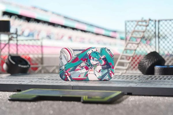 (預購) Good Smile Moment 盲盒 初音未來 賽車Ver. 2025 收藏系列徽章 全7種 一中盒7入販售 20251130 Good Smile Moment 盲盒 初音未來 賽車Ver. 2025 收藏系列徽章 全7種 一中盒7入販售