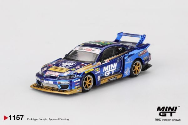 (預購) MINIGT 1/64 日產 Nissan LB-Super Silhouette S15 SILVIA   #555 Team MINI GT Liberty Walk 2025 Formula Drift RHD 盒裝版 MGT01157-R 20251113 MINIGT 1/64 日產 Nissan LB-Super Silhouette S15 SILVIA   #555 Team MINI GT Liberty Walk 2025 Formula Drift RHD 盒裝版 MGT01157-R