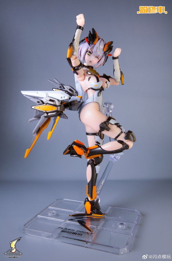 閃點模玩 1/12 半包膠機娘 靈姬系列 緋奈 可動完成品 閃點模玩 1/12 半包膠機娘 靈姬系列 緋奈 可動完成品