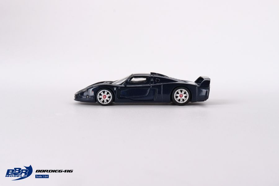 BBR Models 1/64 瑪莎拉蒂 Maserati MC12 Stradale 金屬藍(白線) BBR Models 1/64 瑪莎拉蒂 Maserati MC12 Stradale 金屬藍(白線)