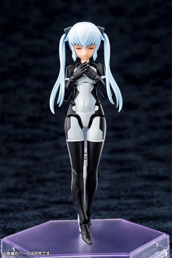 Kotobukiya 壽屋 1/1 武裝神姬 惡魔型 絲特拉夫 STRARF bis 組裝模型 Kotobukiya 壽屋 1/1 武裝神姬 惡魔型 絲特拉夫 STRARF bis 組裝模型