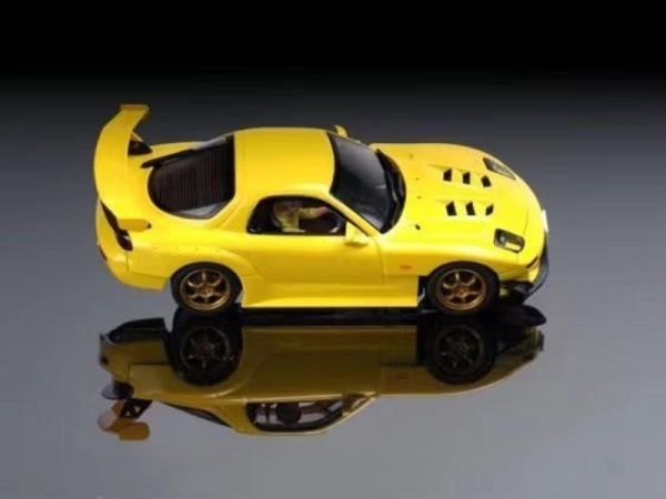 Carrera 1/32 頭文字D MAZDA RX-7 FD3 含駕駛限量版 完成品 Carrera,1/32,頭文字D,MAZDA,RX-7,FD3,含駕駛限量版 ,完成品,