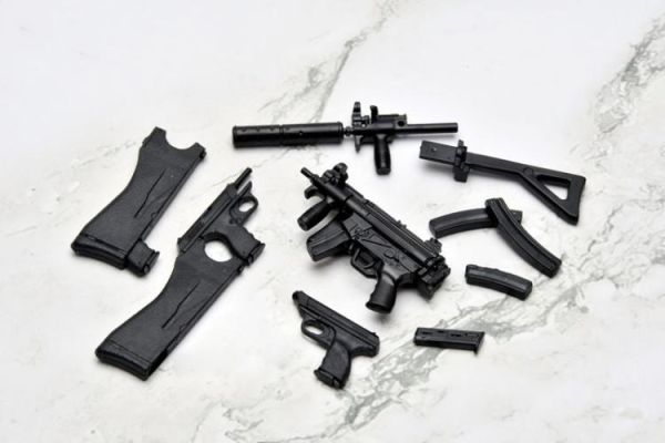 (預購) Tomytec 1/12 迷你武裝 LA-GG03 神槍少女 克拉耶絲 MP5 VP70 TYPE 組裝模型 20260527 Tomytec 1/12 迷你武裝 LA-GG03 神槍少女 克拉耶絲 MP5 VP70 TYPE 組裝模型