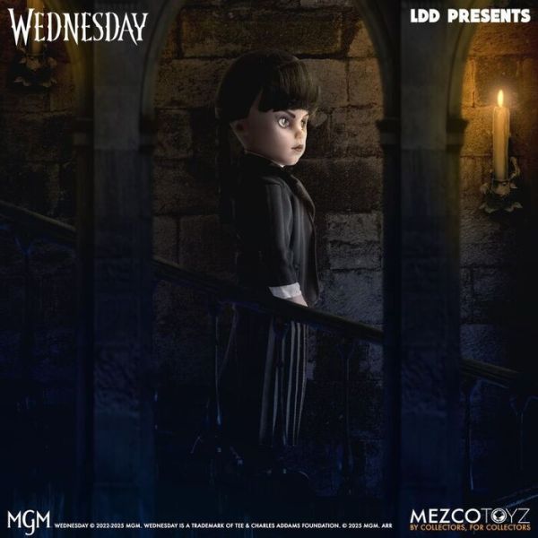 MEZCO TOYZ 活死人娃娃系列 Netflix Wednesday 星期三 奈落學院制服 可動完成品 MEZCO TOYZ 活死人娃娃系列 Netflix Wednesday 星期三 奈落學院制服 可動完成品