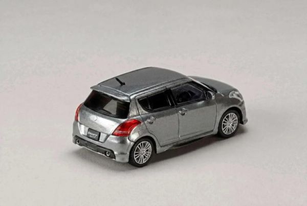 (預購) Hobby JAPAN | HJ64 1/64 鈴木 SUZUKI SWIFT SPORT ZC32S GENUINE AERO PARTS PREMIUM SILVER METALLIC 金屬銀 HJ642082S 20260604 Hobby JAPAN | HJ64 1/64 鈴木 SUZUKI SWIFT SPORT ZC32S GENUINE AERO PARTS PREMIUM SILVER METALLIC 金屬銀 HJ642082S