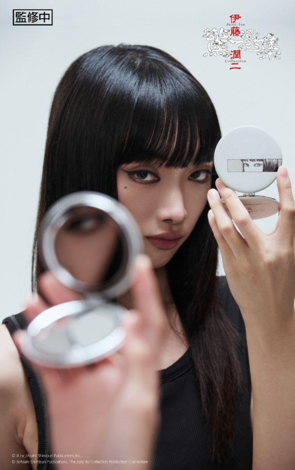 (預購) BecomeTrue 伊藤潤二驚選集 隨身鏡 富江畫家款 20251106 BecomeTrue 伊藤潤二驚選集 隨身鏡 富江畫家款