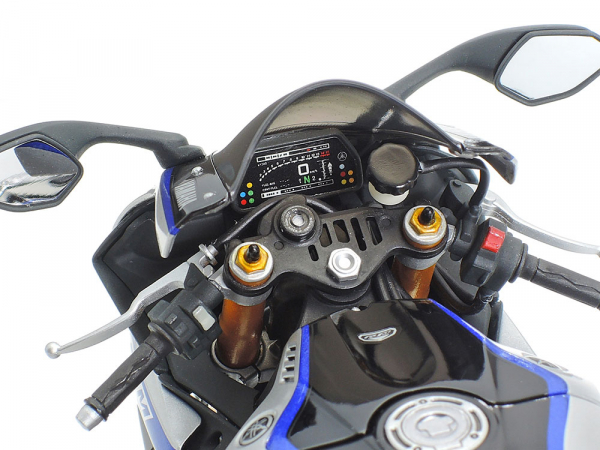 TAMIYA 田宮模型 14133 機車模型 1/12 YAMAHA YZF-R1M 組裝模型 TAMIYA 田宮模型 14133 機車模型 1/12 YAMAHA YZF-R1M 組裝模型