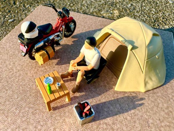 TOMYTEC 1/64 Diocolle64 CarSnap 30a Solo Camping 單人戶外露營人偶配件 附 Honda CT125 Hunter Cub) TOMYTEC 1/64 Diocolle64 CarSnap 30a Solo Camping 單人戶外露營人偶配件 附 Honda CT125 Hunter Cub)