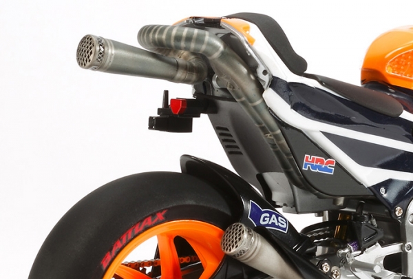 TAMIYA 田宮模型 14130 機車模型 1/12 REPSOL Honda RC213V 組裝模型 TAMIYA 田宮模型 14130 機車模型 1/12 REPSOL Honda RC213V 組裝模型