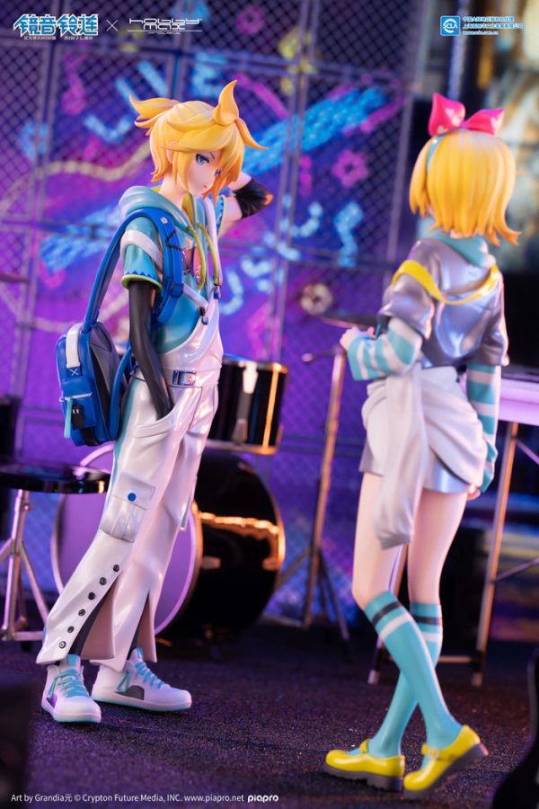 Hobbymax 1/7 鏡音連 潮流街頭ver. PVC完成品 Hobbymax 1/7 鏡音連 潮流街頭ver. PVC完成品