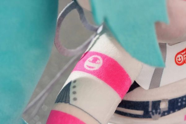 (預購) Good Smile Moment 初音未來 賽車Ver. 2025 HUGGY DOLL 20251130 Good Smile Moment 初音未來 賽車Ver. 2025 HUGGY DOLL