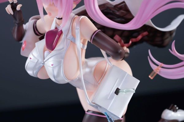 (預購) [18禁商品] OMAHA 1/6 艾托娜 DX 完成品 20260825 [18禁商品] OMAHA 1/6 艾托娜 DX 完成品