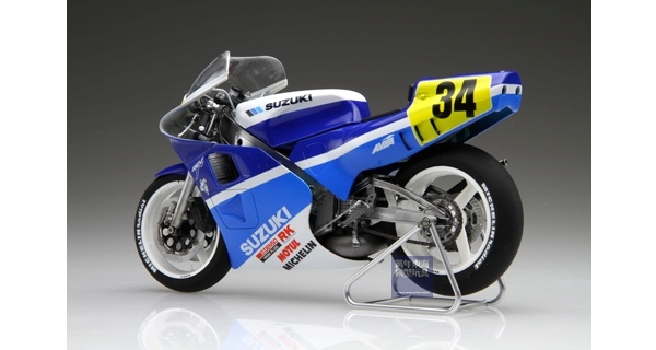 1/12 Suzuki RGV-γ 後期型 XR74 1988 重型機車 FUJIMI Bike18 富士美 組裝模型 FUJIMI,1/12,Bike,Suzuki,RGV,後期型,XR74,1988,重型機車,組裝模型