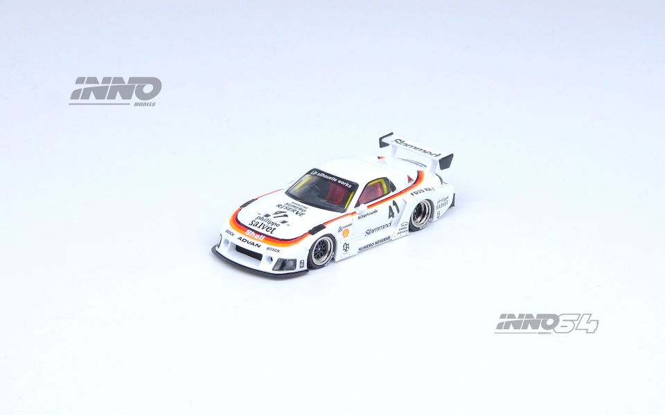 INNO64 1/64 馬自達 MAZDA RX7 (FD3S) LB-SUPER SILHOUETTE 白色 INNO64 1/64 馬自達 MAZDA RX7 (FD3S) LB-SUPER SILHOUETTE 白色