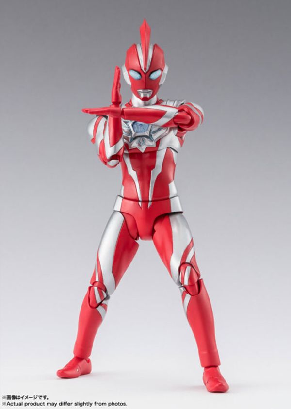 BANDAI S.H.Figuarts SHF 超人力霸王 奧米加 可動完成品 BANDAI S.H.Figuarts SHF 超人力霸王 奧米加 可動完成品