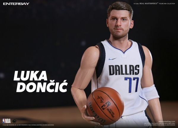 絕版斷貨中 ENTERBAY 1/6 NBA系列 達拉斯獨行俠隊 Luka Doncic 盧卡唐西奇 RM-1092 可動完成品 ENTERBAY 1/6 NBA系列 達拉斯獨行俠隊 Luka Doncic 盧卡唐西奇 RM-1092 可動完成品
