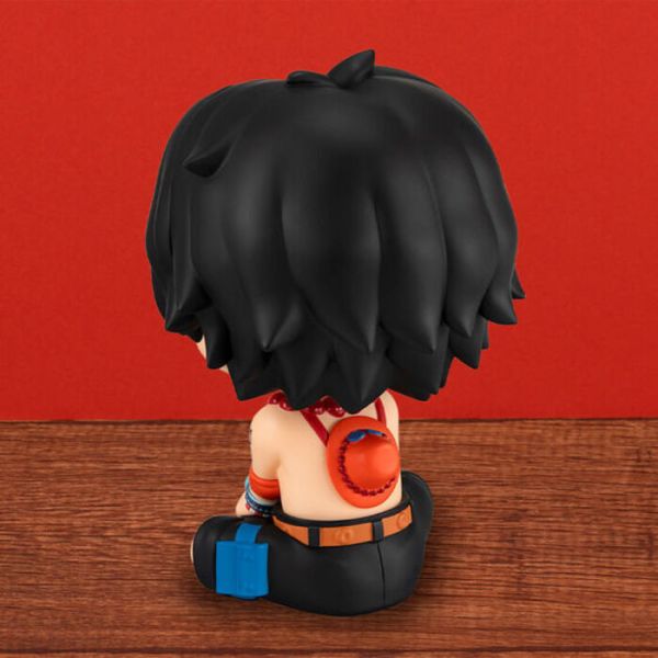 Megahouse LOOK UP 航海王 波特卡斯 D 艾斯 PVC完成品 Megahouse LOOK UP 航海王 波特卡斯 D 艾斯 PVC完成品