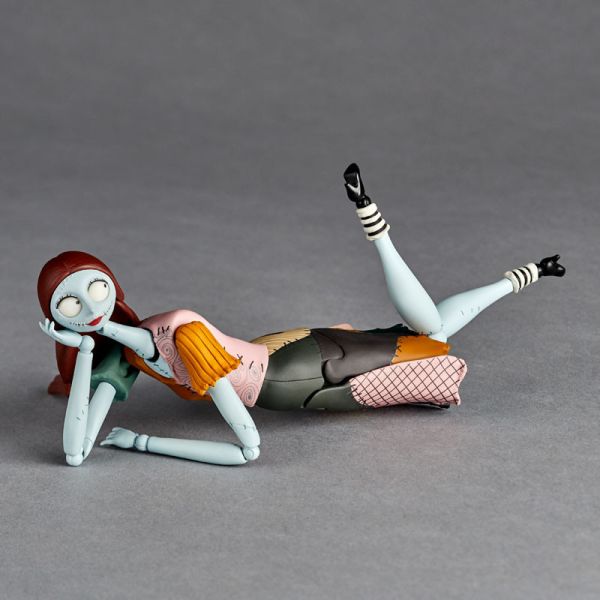 KAIYODO 海洋堂 REVOLTECH 聖誕夜驚魂 莎莉 可動完成品 KAIYODO 海洋堂 REVOLTECH 聖誕夜驚魂 莎莉 可動完成品
