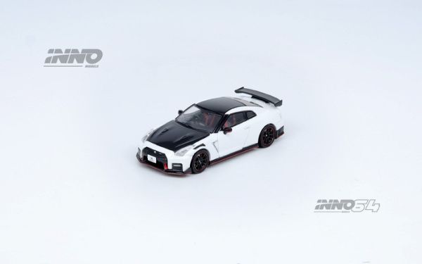 INNO64 1/64 日產 NISSAN GT-R (R35) NISMO White IN64-R35N-WHI INNO64 1/64 日產 NISSAN GT-R (R35) NISMO White IN64-R35N-WHI