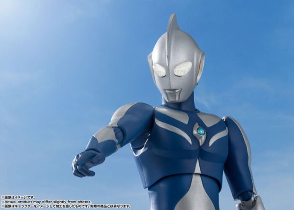 BANDAI S.H.Figuarts SHF 超人力霸王 高斯 月神型態 可動完成品 BANDAI S.H.Figuarts SHF 超人力霸王 高斯 月神型態 可動完成品